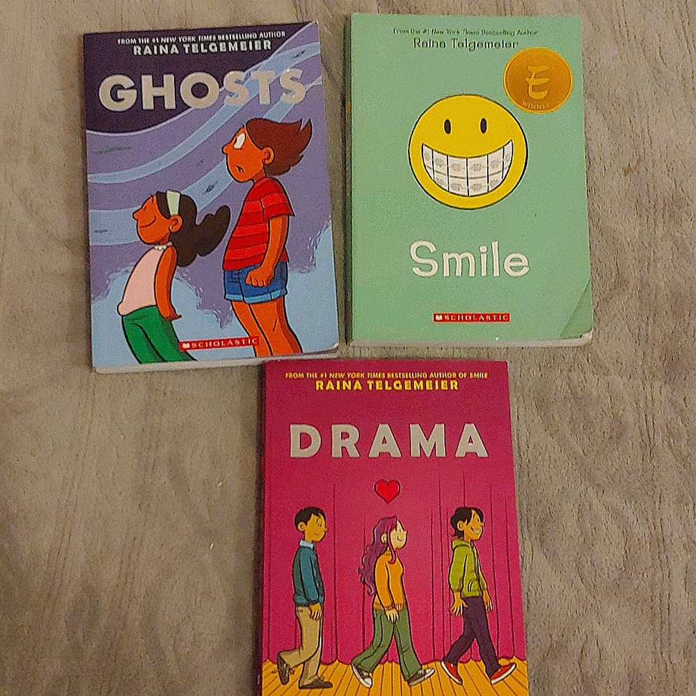 💕3 for $16💕 Raina Telgemeier Books
